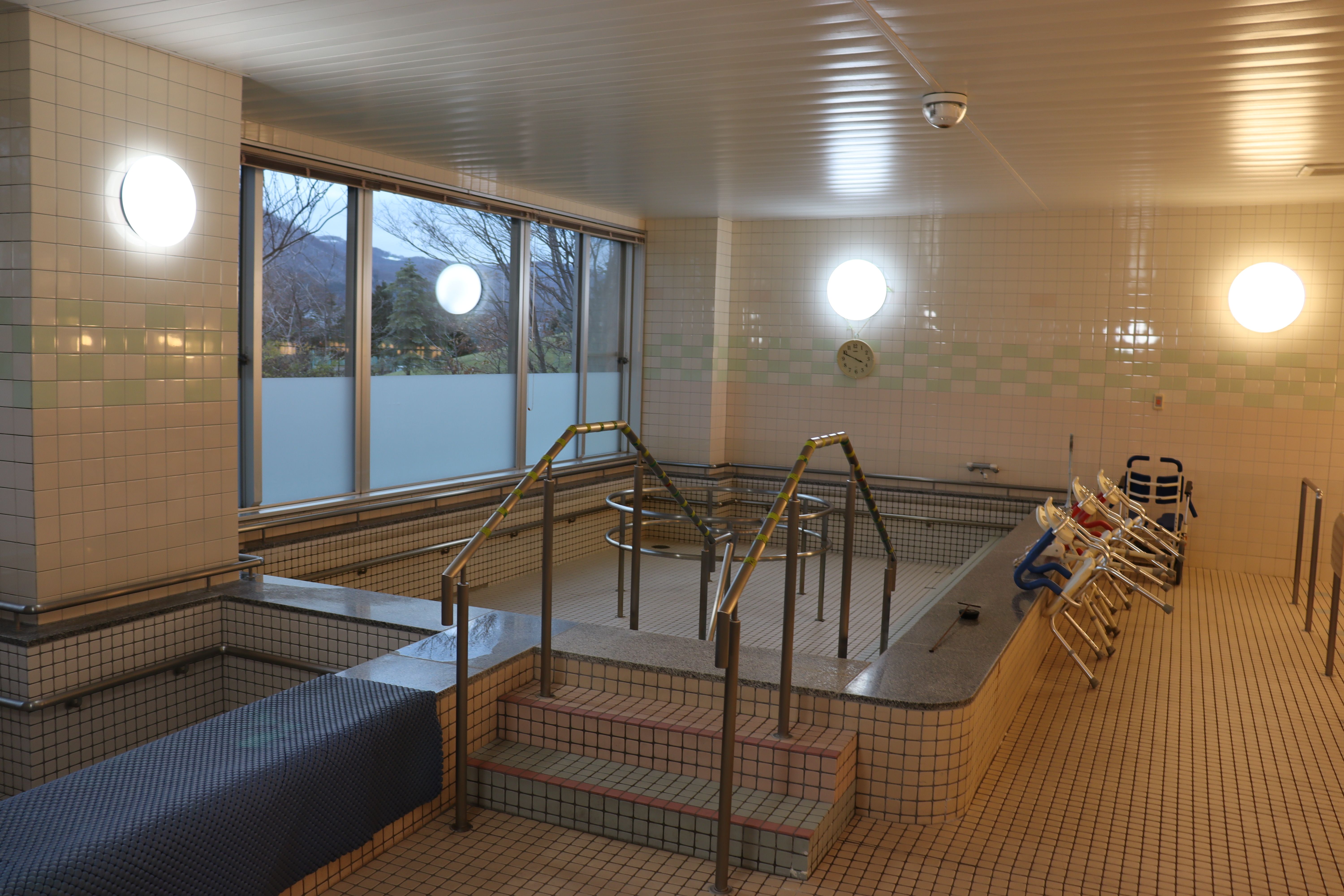 デイサービスセンター泉共 優楽｜札幌市西区発寒の通所介護